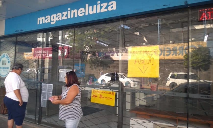 Rede de lojas Magazine Luiza fecha lojas físicas por conta do alto número de casos de COVID-19