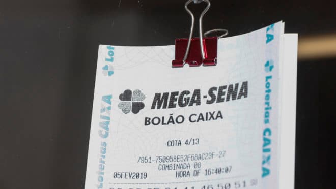 Bolão fatura R$ 158 milhões na Mega-Sena; catarinenses acertam a quina