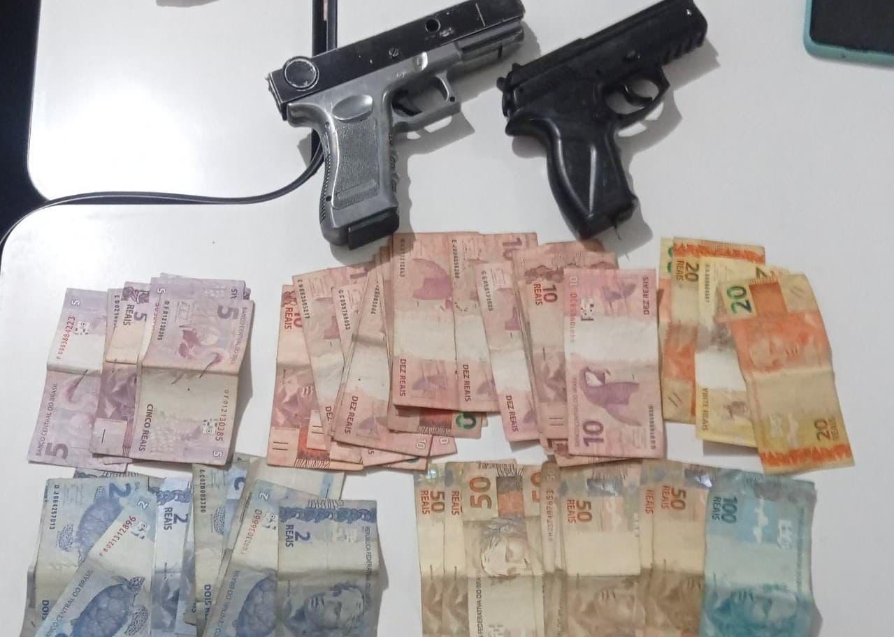 Homem é preso após roubar veículo e assaltar loja em Capivari de Baixo