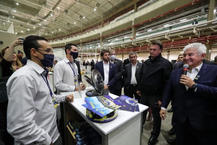 Tecnologia de empresa tubaronense é apresentada para Bolsonaro e ministro Marcos Pontes