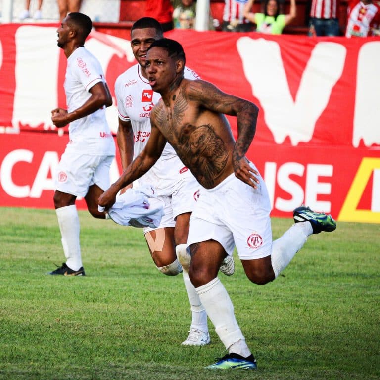 CATARINENSE: Com susto no fim, Hercílio Luz vence e mantém invencibilidade