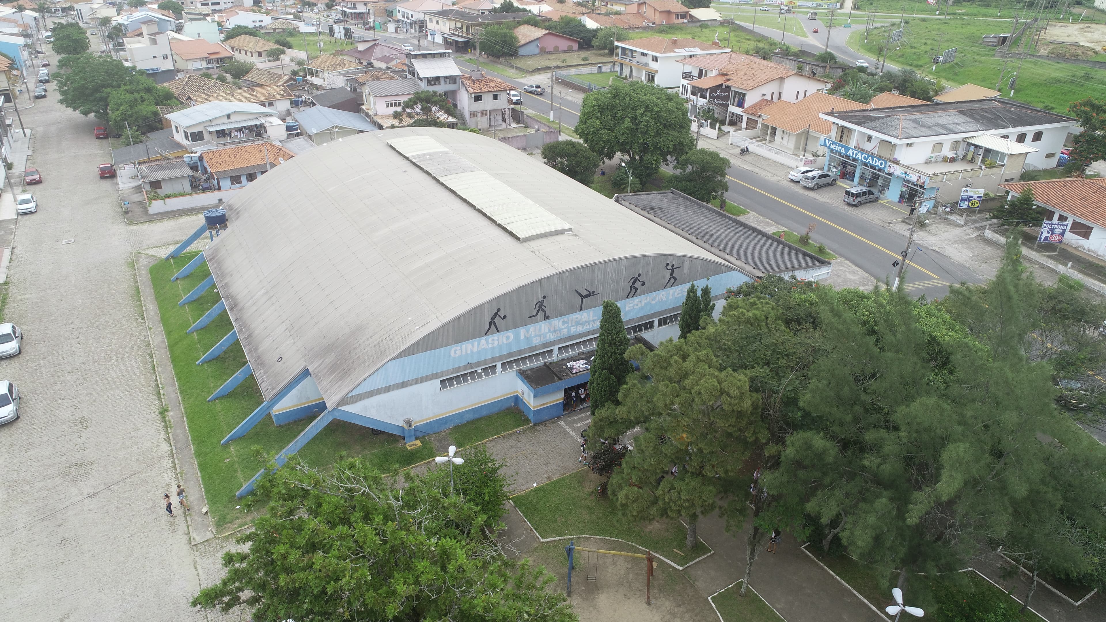 Capivari de Baixo e Imbituba reabrem estruturas para combate à Covid-19