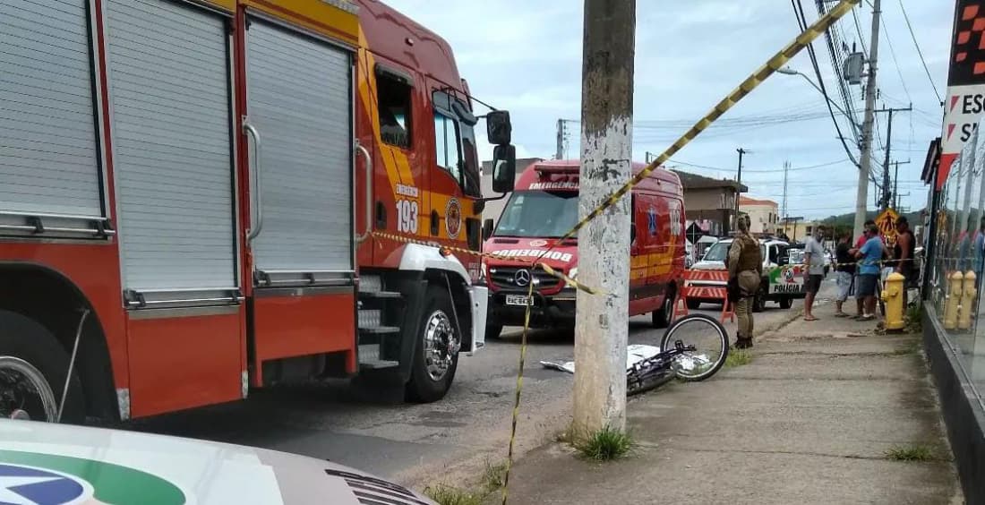 Jovem morre atropelada por ônibus em Laguna