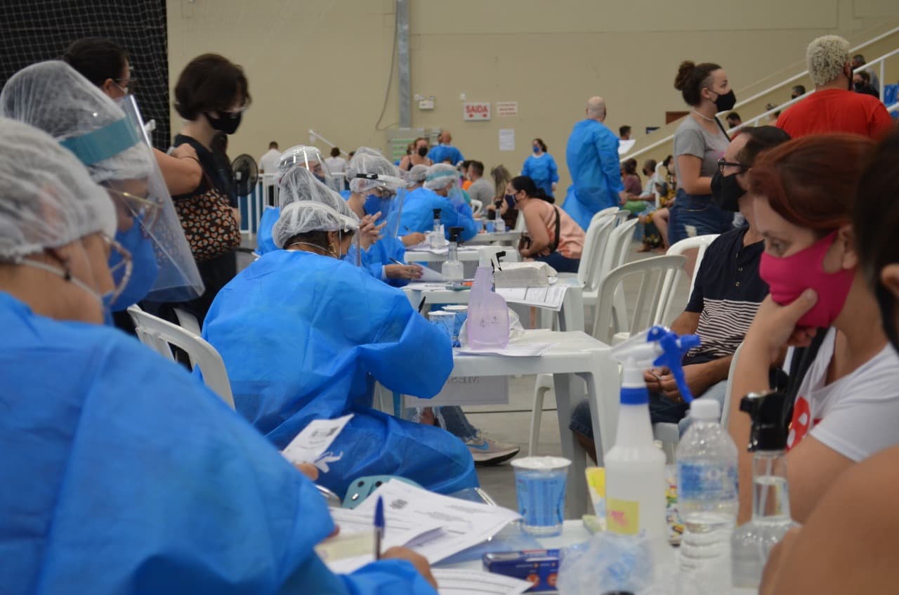 Mutirão de testagem de Covid-19 em Tubarão aponta maioria positivada