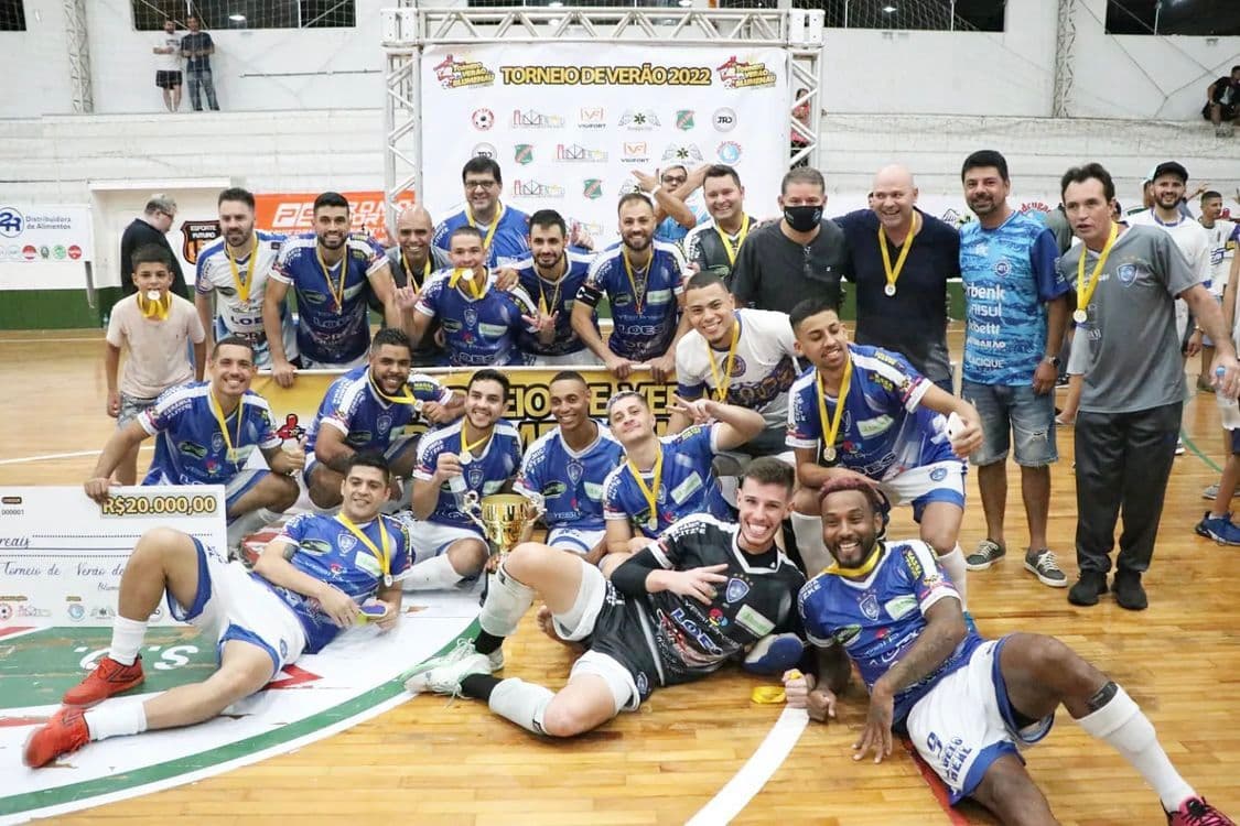 Tubarão Futsal vence Torneio de Verão jogando em parceria com time de Indaial