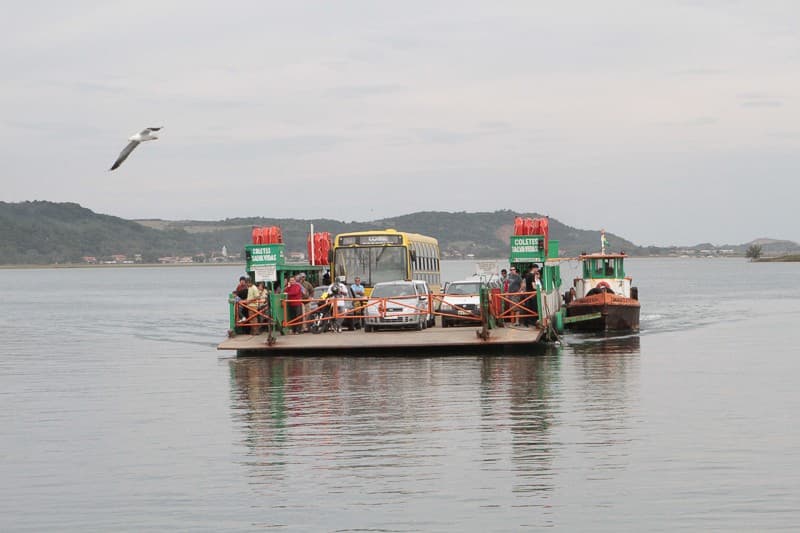 Travessia da balsa é paralisada devido aos fortes ventos