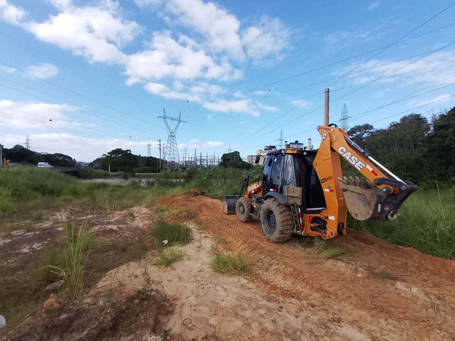 Canal será aberto para escoar alagamentos nos bairros Vila Esperança e São Martinho