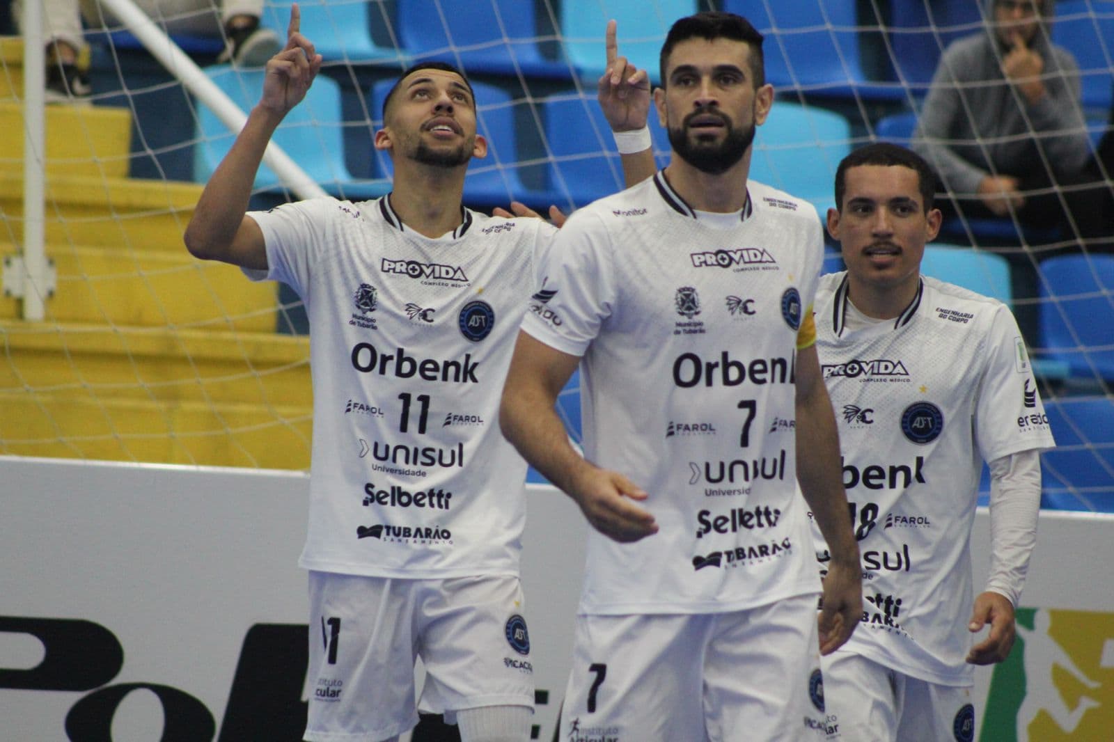 LIGA: Tubarão Futsal empata em casa e entra na zona de classificação