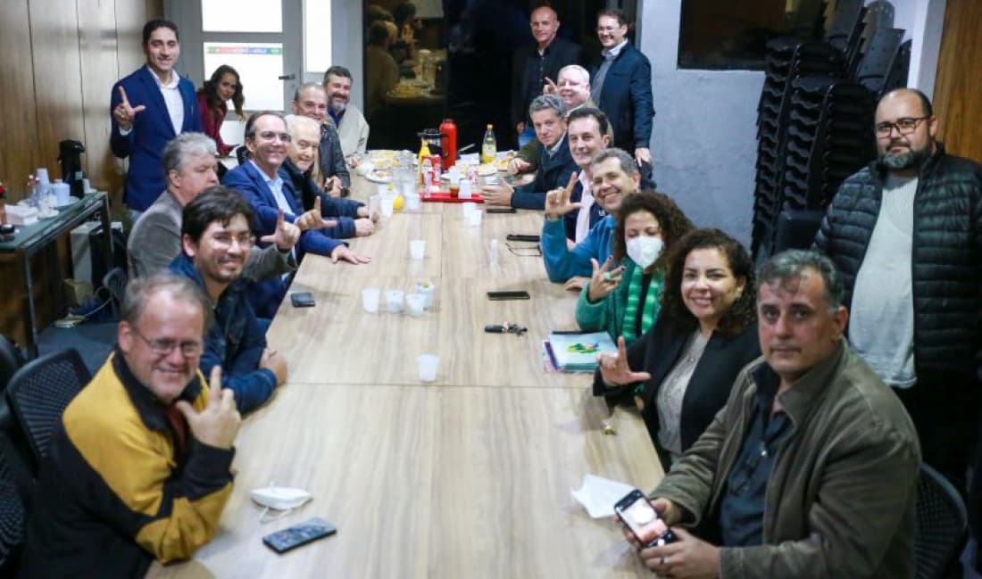 Frente Democrática anuncia Décio ao governo e Dário pode concorrer ao Senado