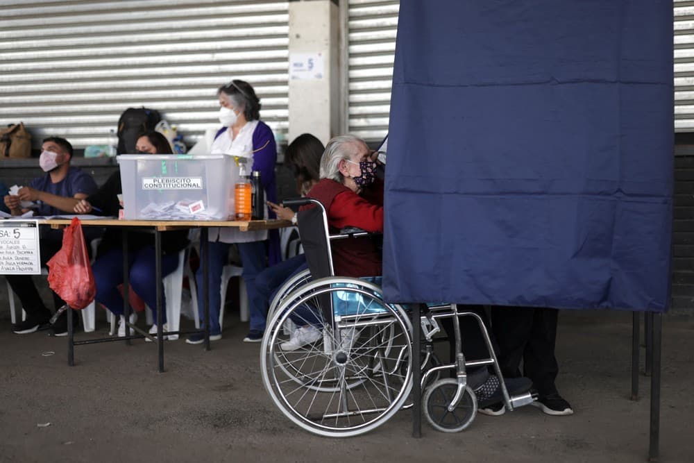 Chile rejeita nova Constituição por ampla maioria