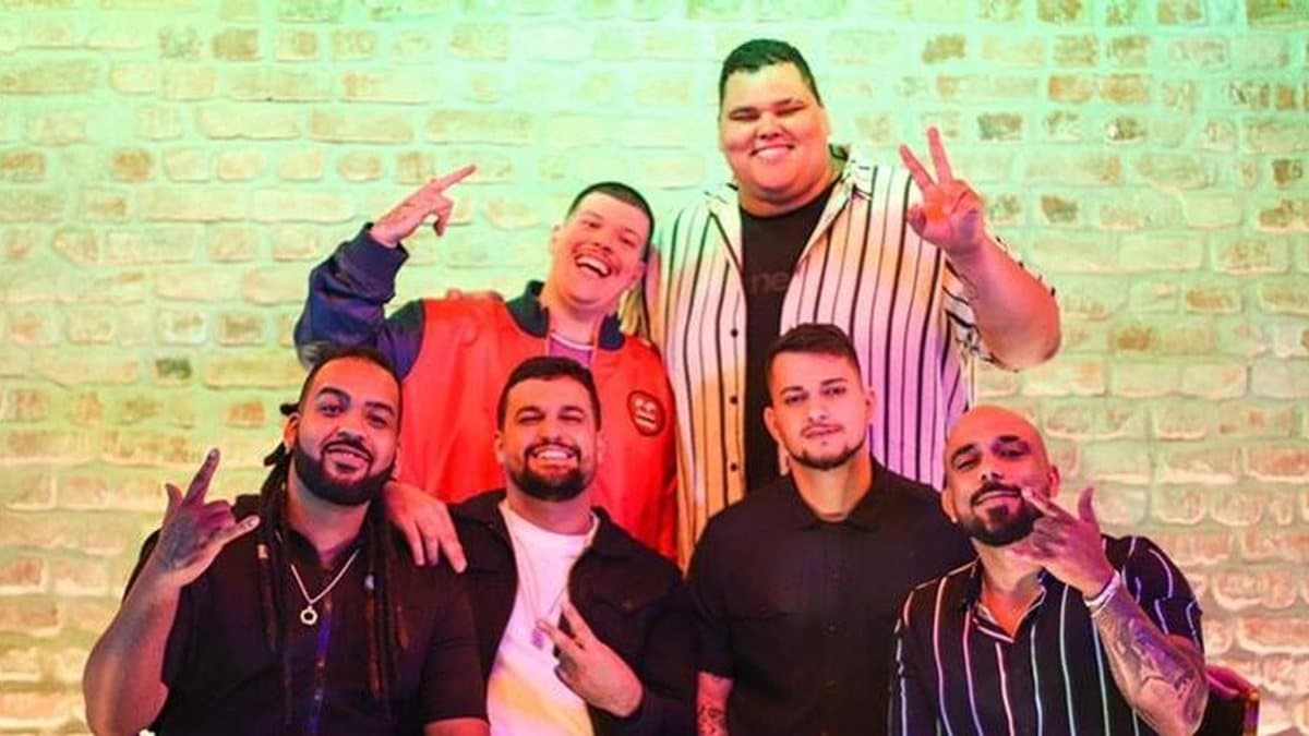 Ferrugem e Menos é Mais se apresentam em Tubarão neste domingo (21)