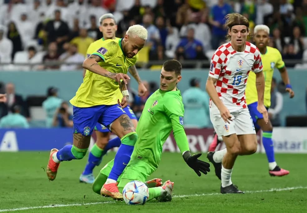 Mesmo após decepção na Copa, Brasil se mantém no topo do ranking da Fifa