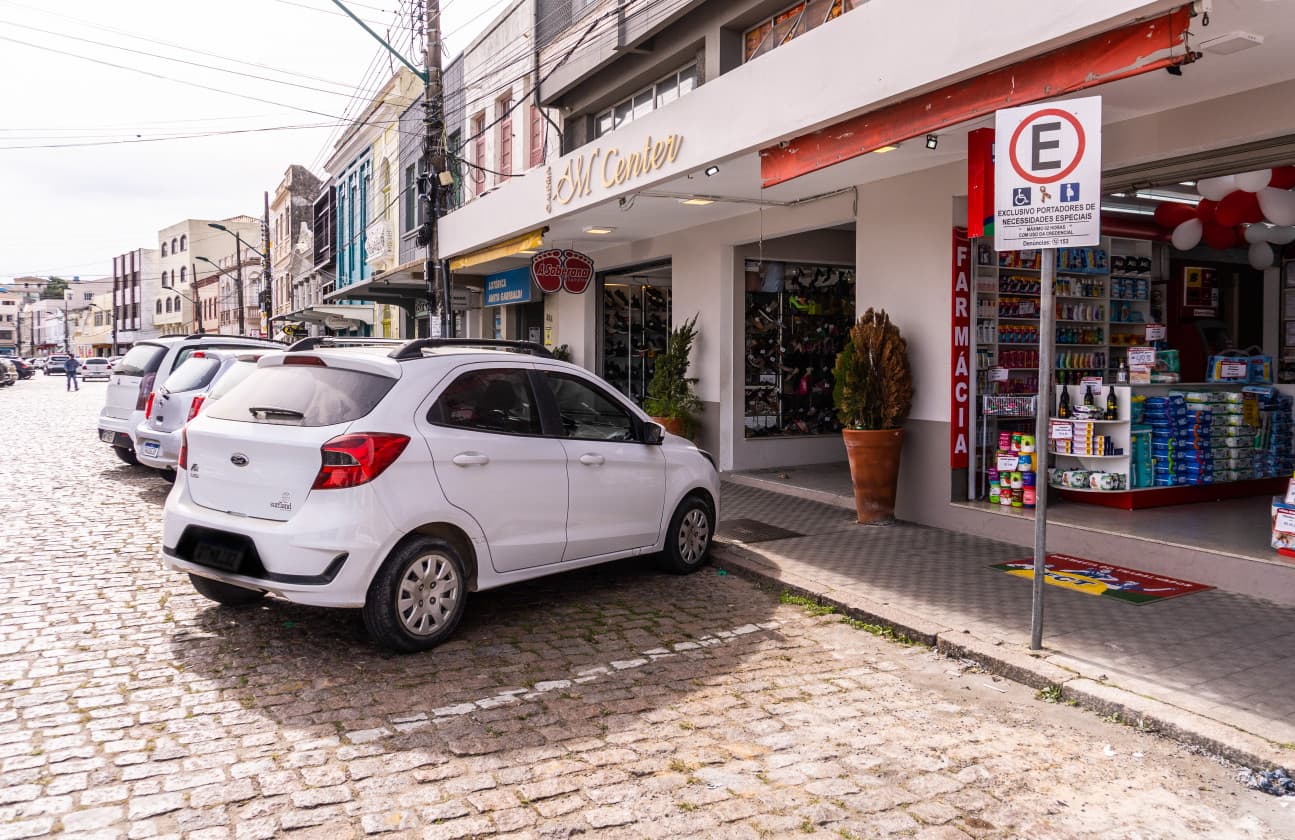Estacionamento rotativo em Laguna tem empresa vencedora da licitação