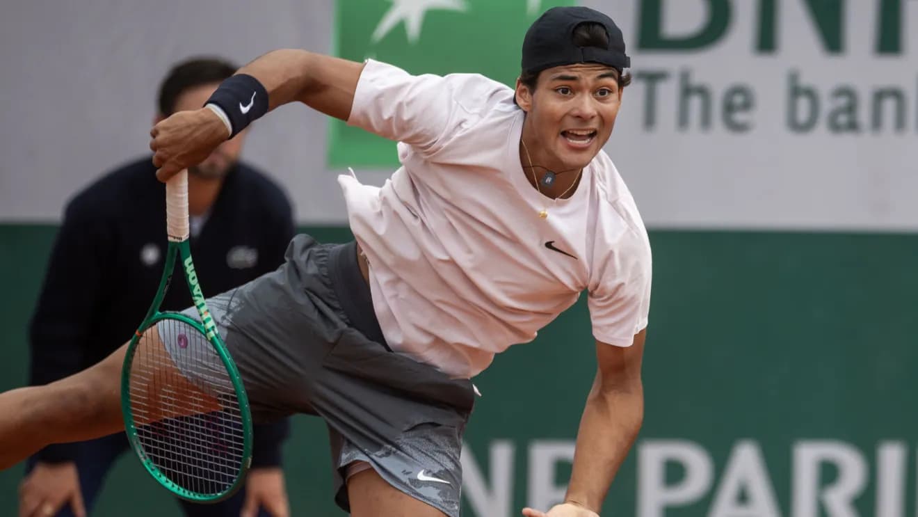 Brasileiro Guto Miguel conquista Roland Garros Juvenil
