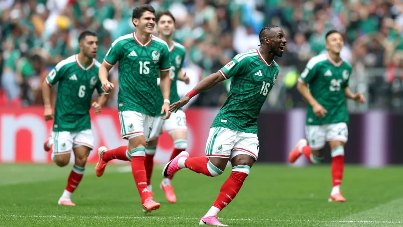México vence a África do Sul e conquista primeira vitória em aberturas de Copa do Mundo