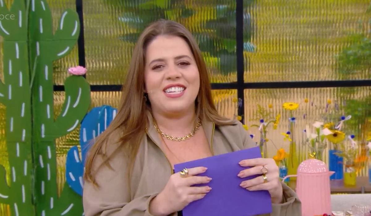 Tati Machado emociona ao anunciar nova gravidez