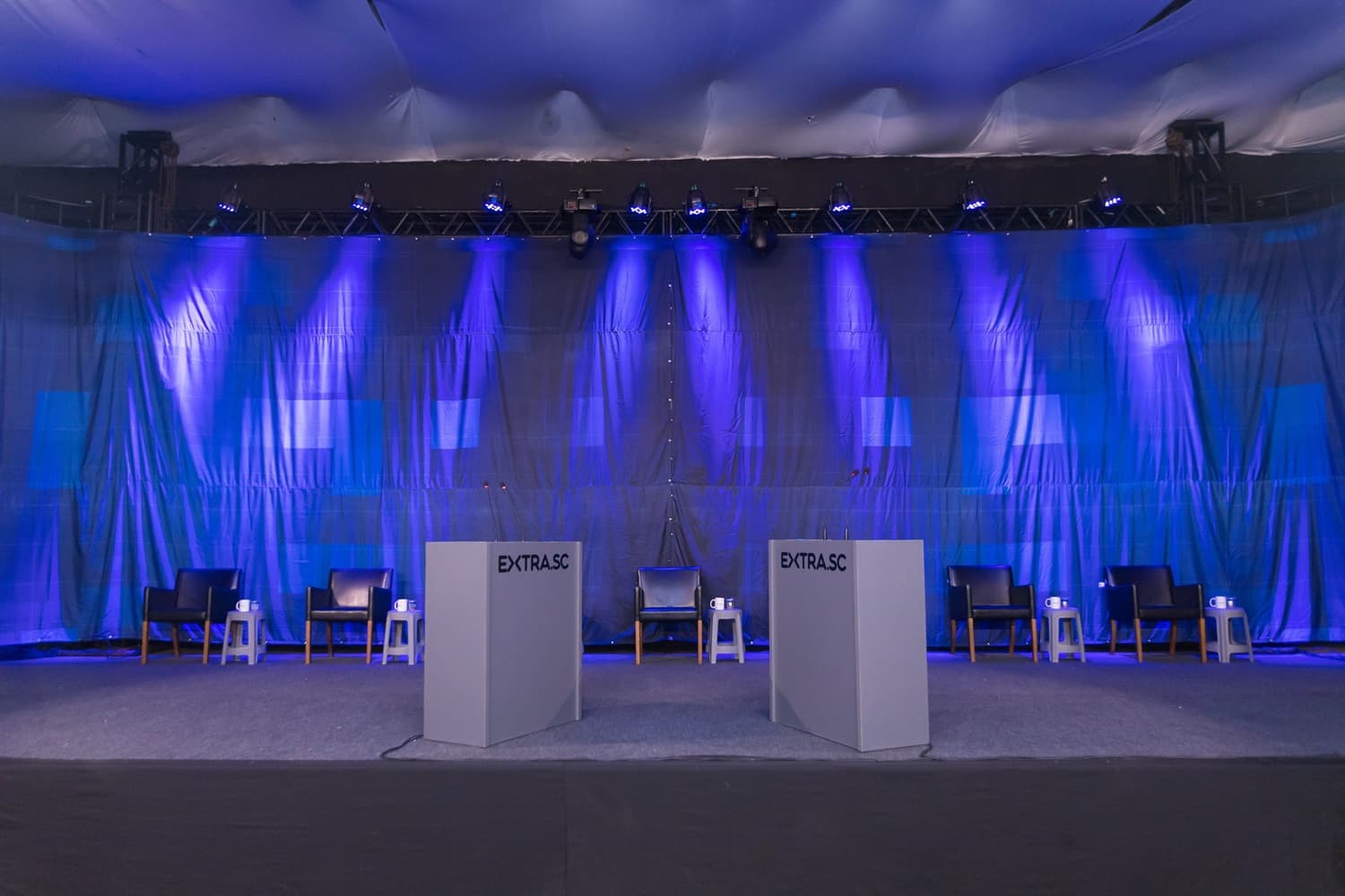 Debate do "VOXX Eleições 2026" é registrado no Tribunal Regional Eleitoral