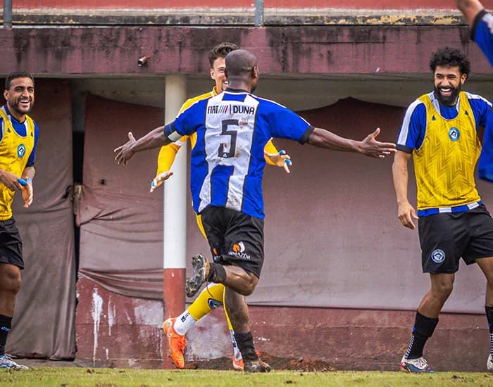 Tubarão faz 3 a 0 no lanterna Jaraguá pela Série B do Catarinense